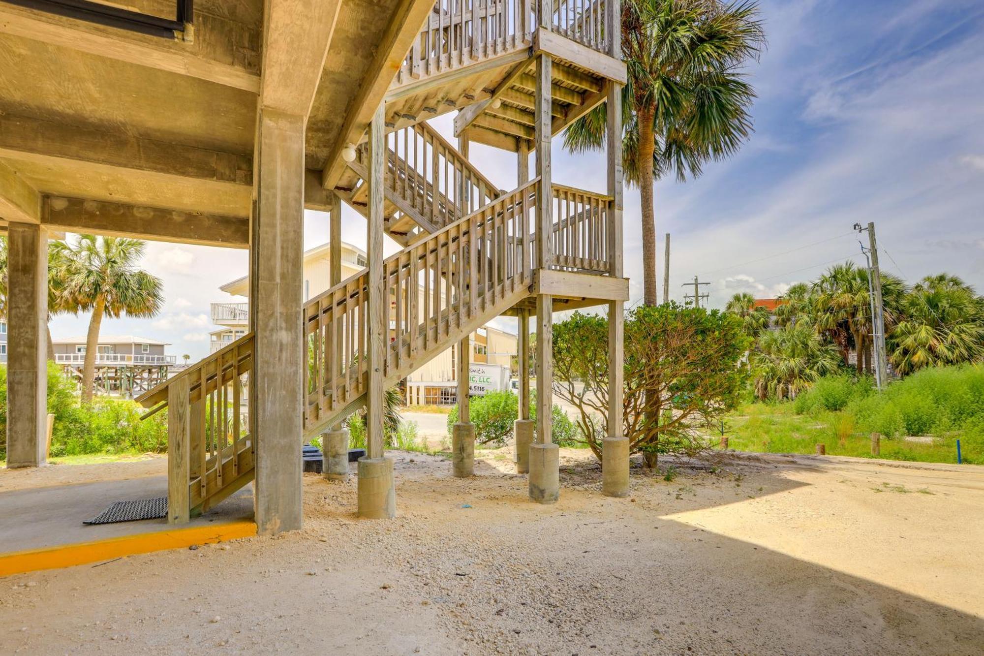 Beachfront Cedar Key Retreat With Pool Access! Exterior foto